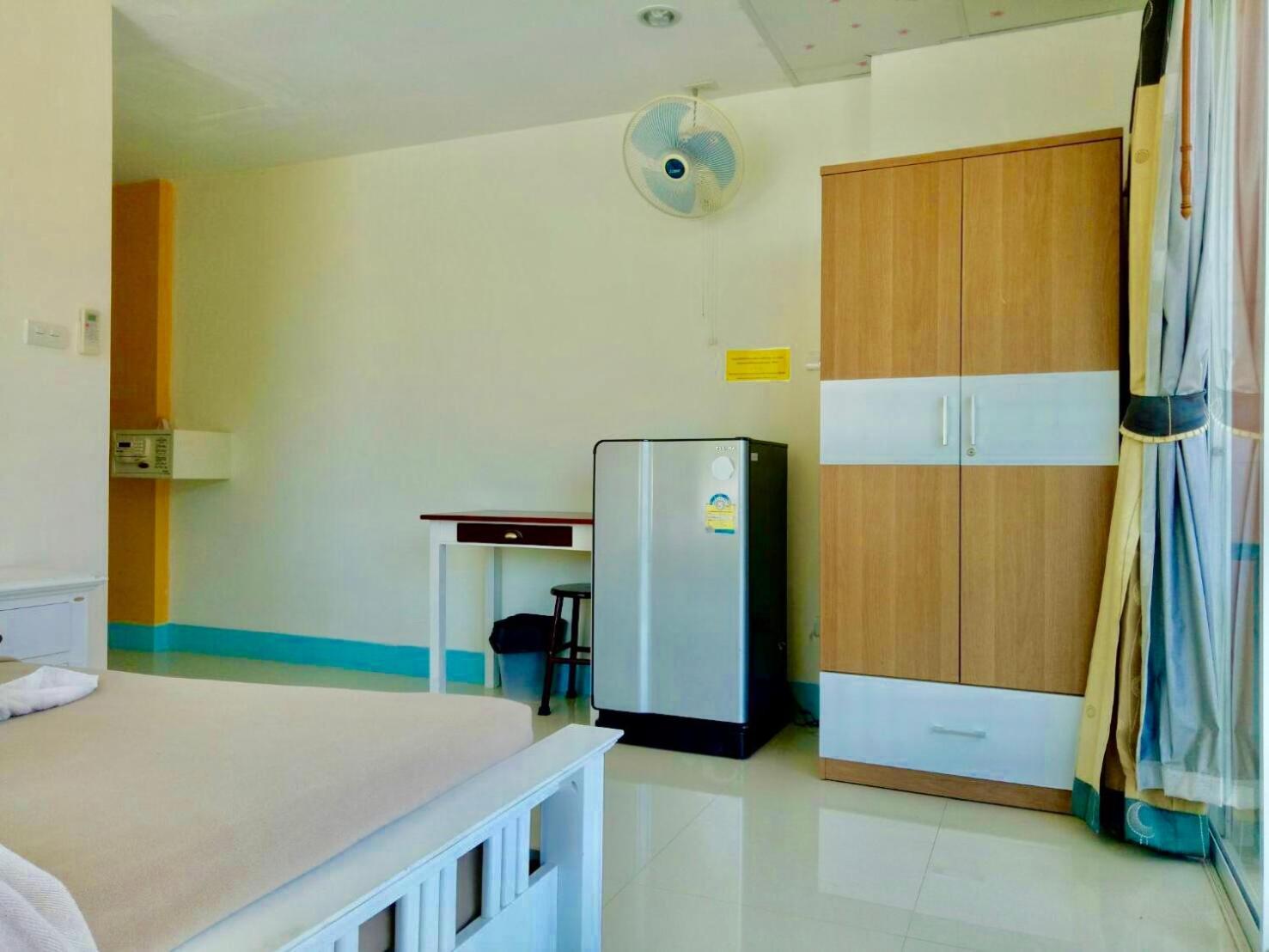 J Apartment Ao Nang エクステリア 写真