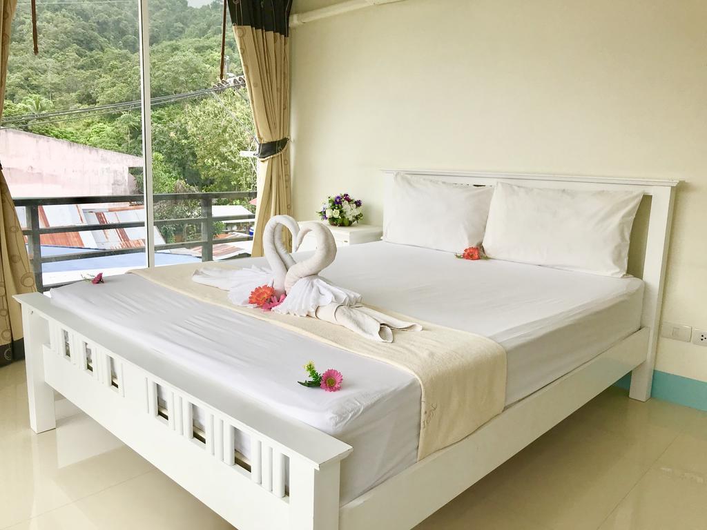 J Apartment Ao Nang エクステリア 写真