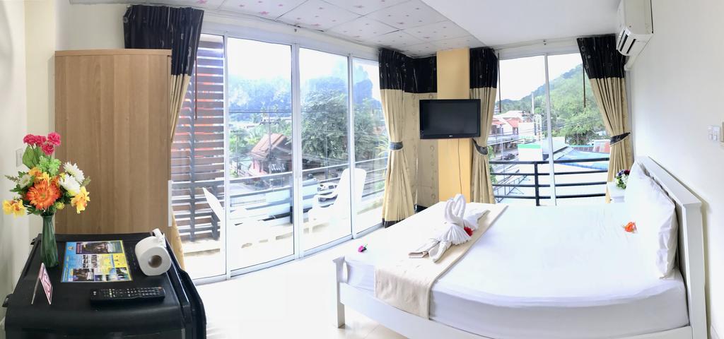 J Apartment Ao Nang エクステリア 写真