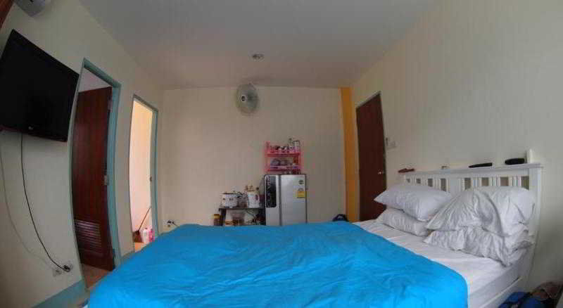 J Apartment Ao Nang エクステリア 写真