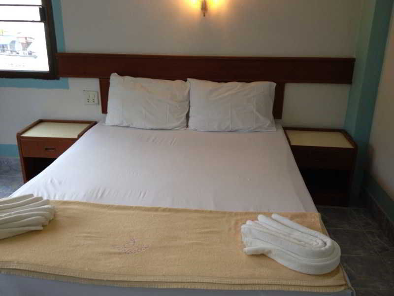 J Apartment Ao Nang エクステリア 写真